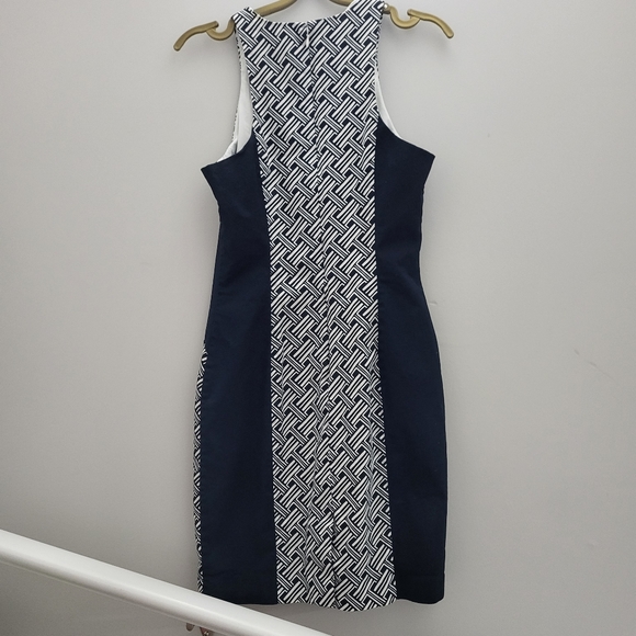 Banana Republic dress - Picture 2 of 4